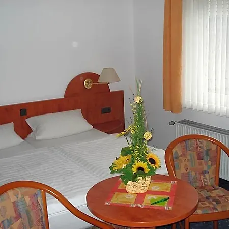 Hotel-restaurant Zum Roeddenberg 3*