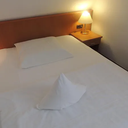 Hotel-restaurant Zum Roeddenberg Osterode am Harz